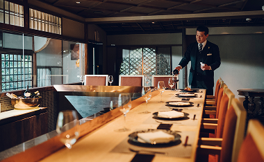 レストラン事業